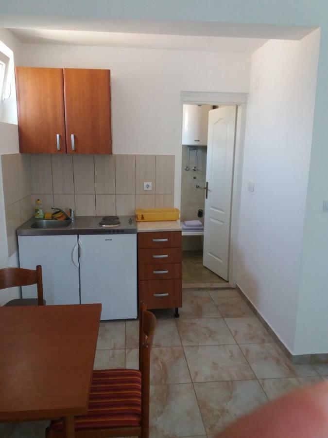 Mona&Mike Apartments Tivat Exterior foto