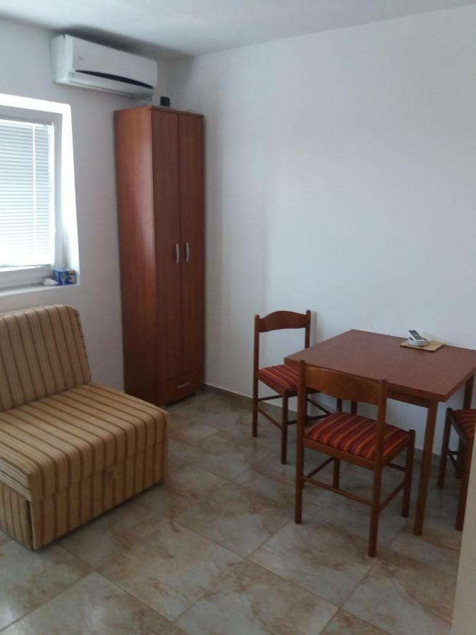 Mona&Mike Apartments Tivat Exterior foto